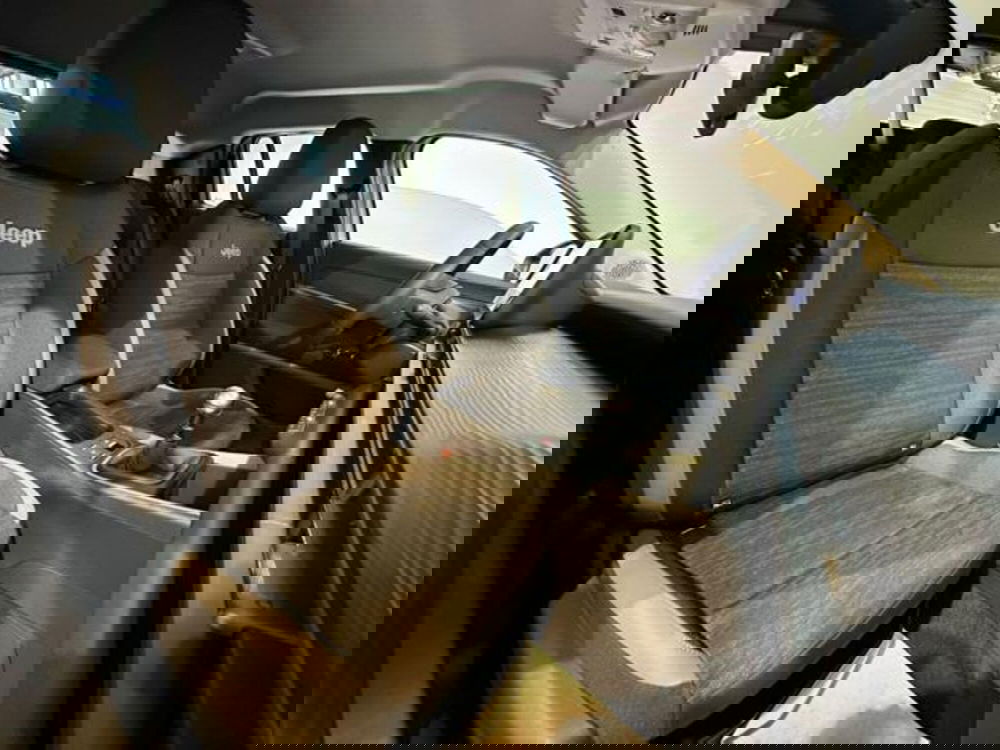 Jeep Avenger nuova a Reggio Emilia (12)