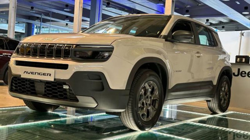 Jeep Avenger nuova a Reggio Emilia (2)