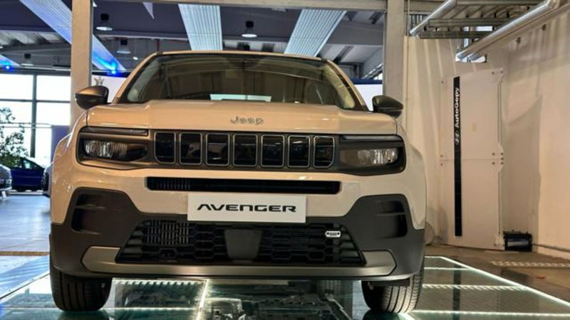 Jeep Avenger nuova a Reggio Emilia (3)