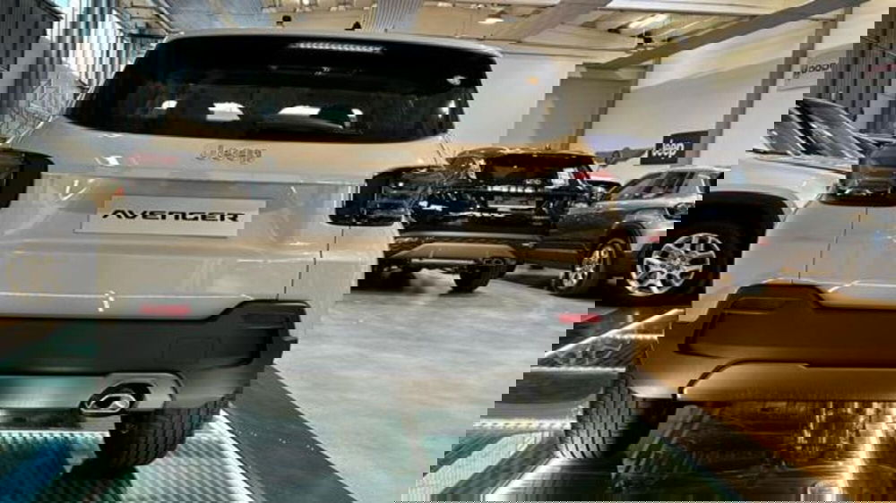 Jeep Avenger nuova a Reggio Emilia (5)