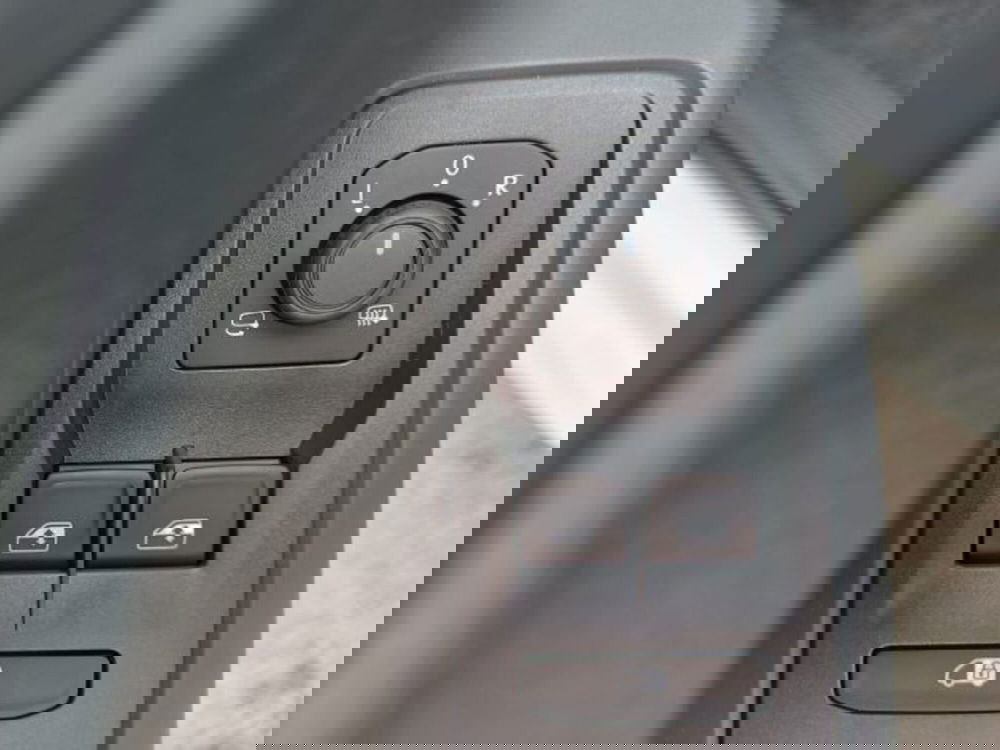 Volkswagen Veicoli Commerciali Caddy nuova a Vicenza (5)