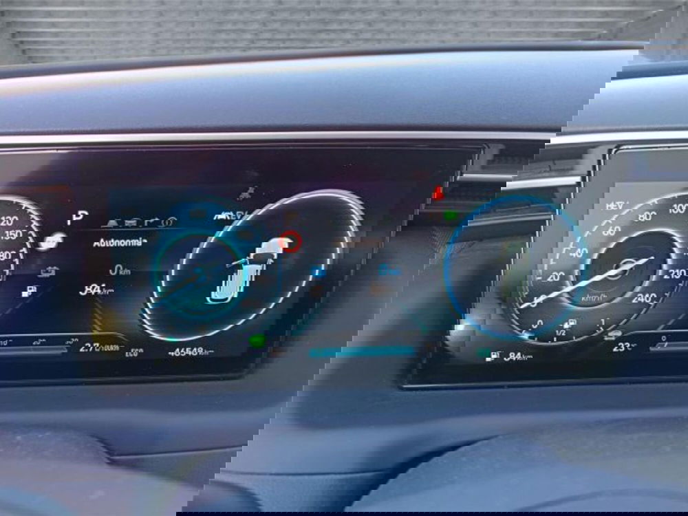 Hyundai Tucson usata a Bari (16)