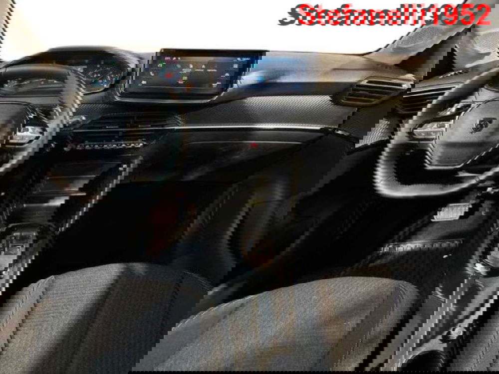 Peugeot 208 nuova a Bologna (13)