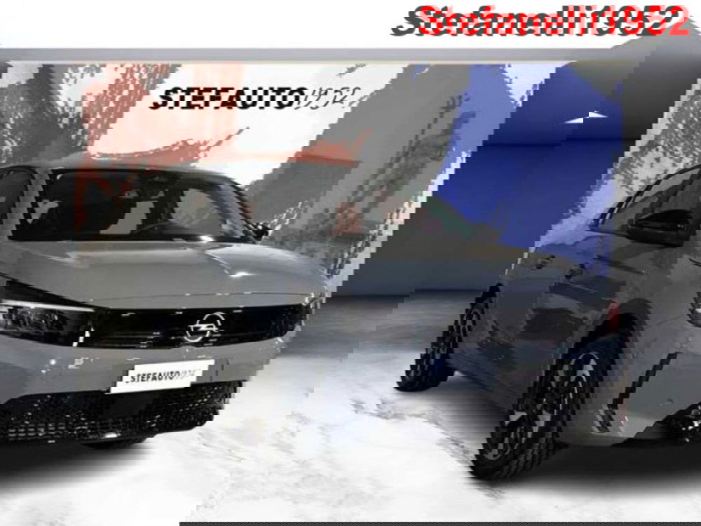 Opel Corsa nuova a Bologna