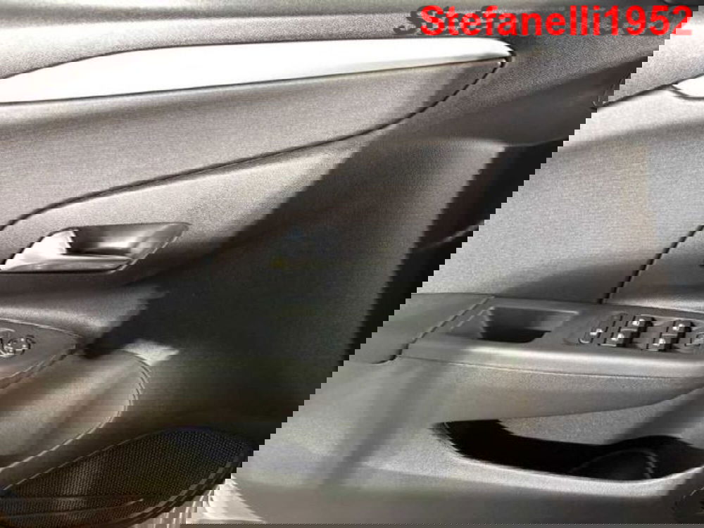 Opel Corsa nuova a Bologna (10)