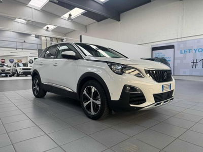 Peugeot 3008 BlueHDi 130 S&amp;S EAT8 Allure Pack del 2018 usata a Vercelli