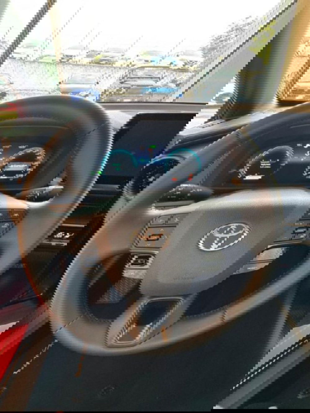 Toyota Toyota C-HR usata a Sassari (8)