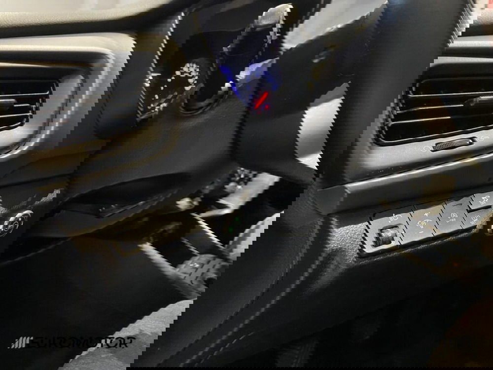 Kia Stonic usata a Bari (12)