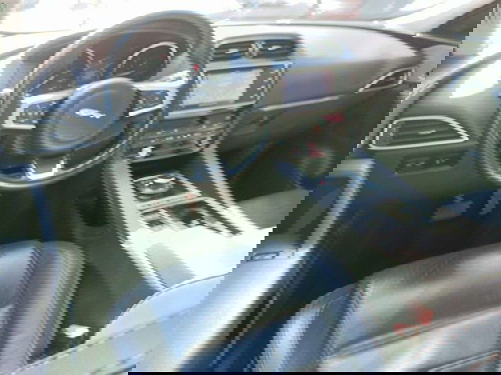 Jaguar F-Pace usata a Firenze (10)