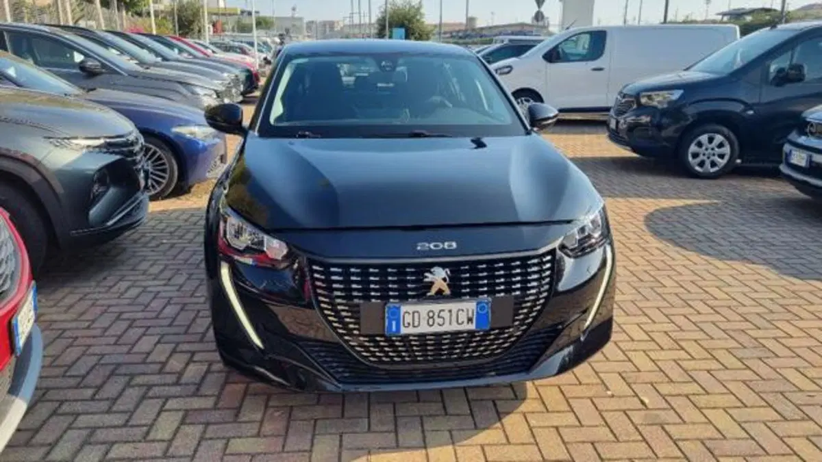 Peugeot 208 usata a Savona