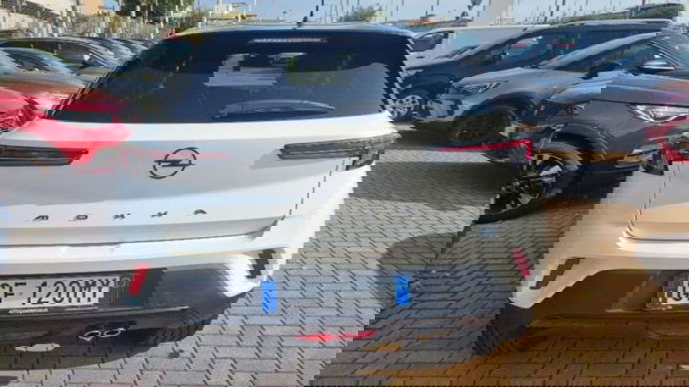 Opel Mokka usata a Savona (9)