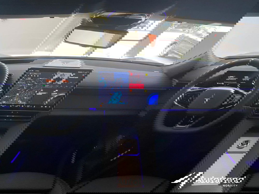 Polestar Polestar 4 nuova a Bari (11)