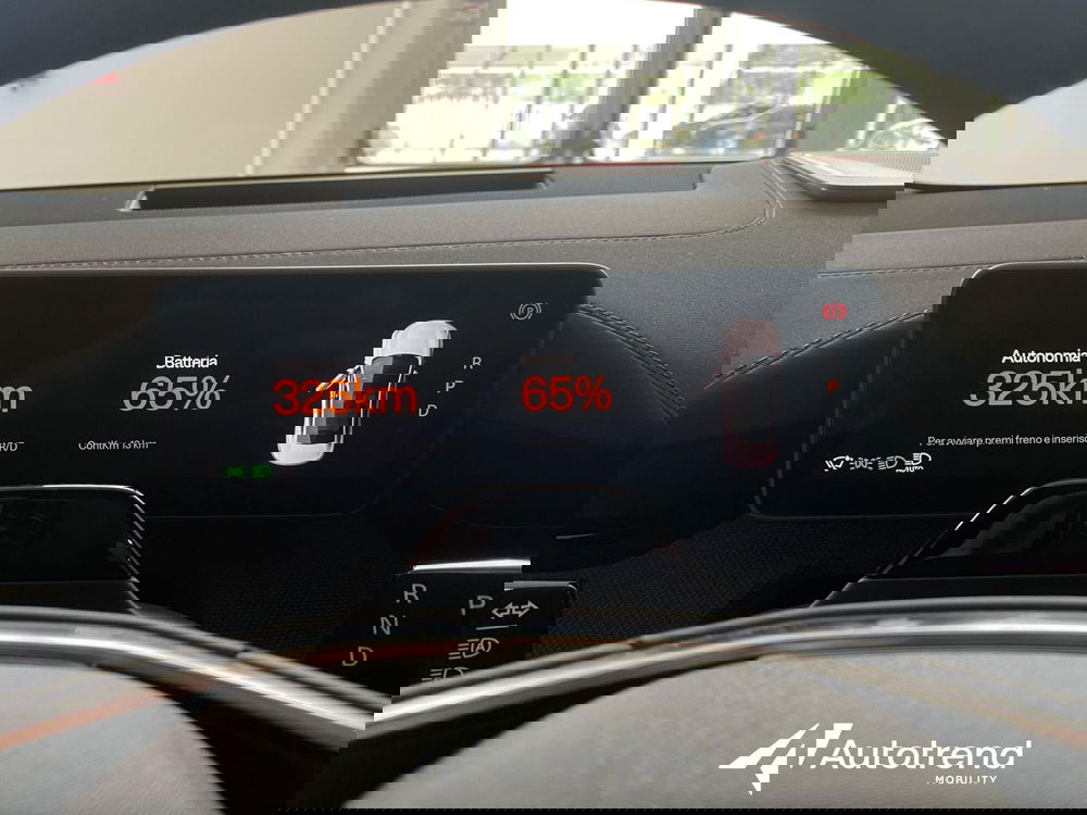 Polestar Polestar 4 nuova a Bari (15)