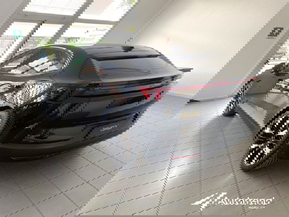 Polestar Polestar 4 nuova a Bari (3)