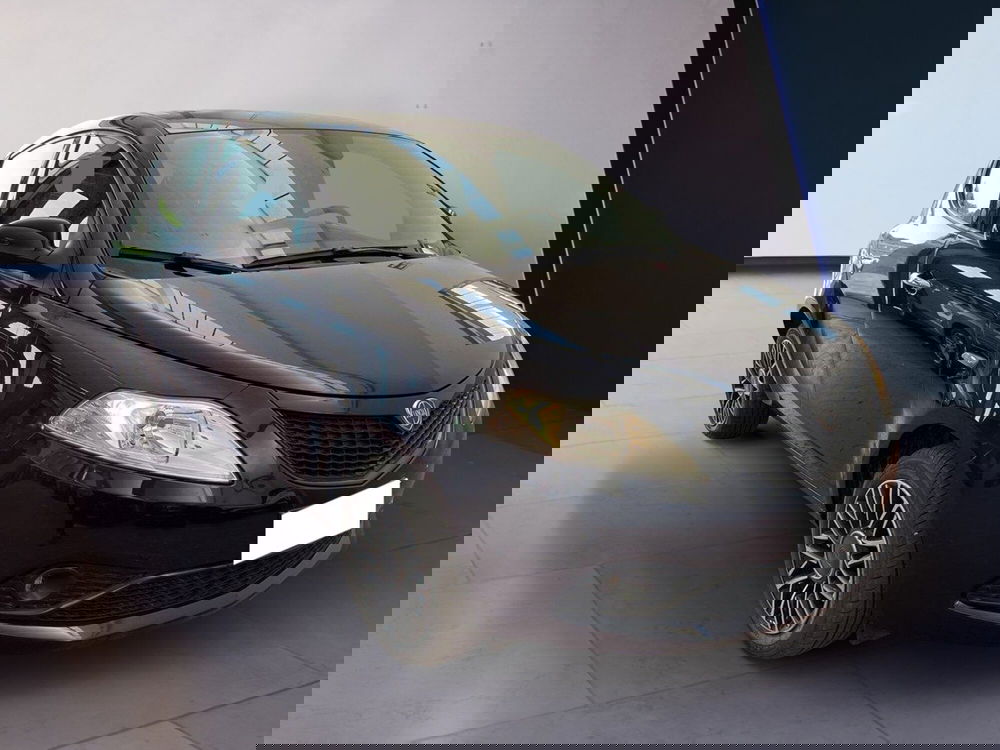 Lancia Ypsilon usata a Torino (3)