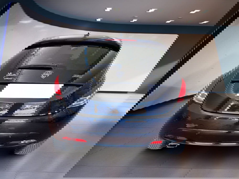 Lancia Ypsilon usata a Torino (6)