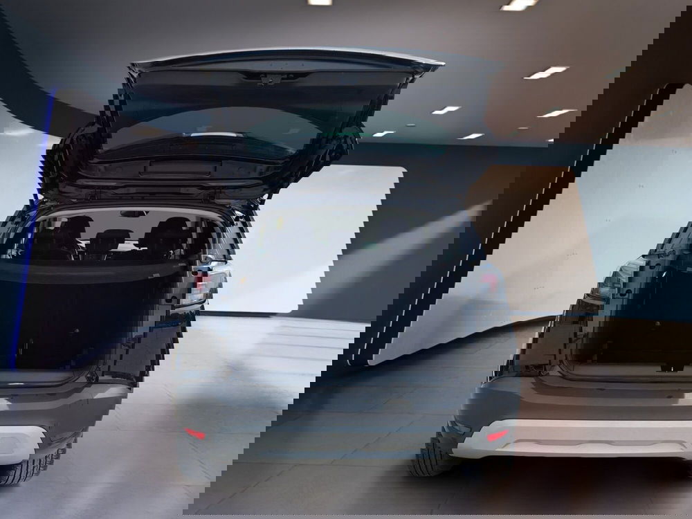 Opel Crossland X usata a Torino (7)