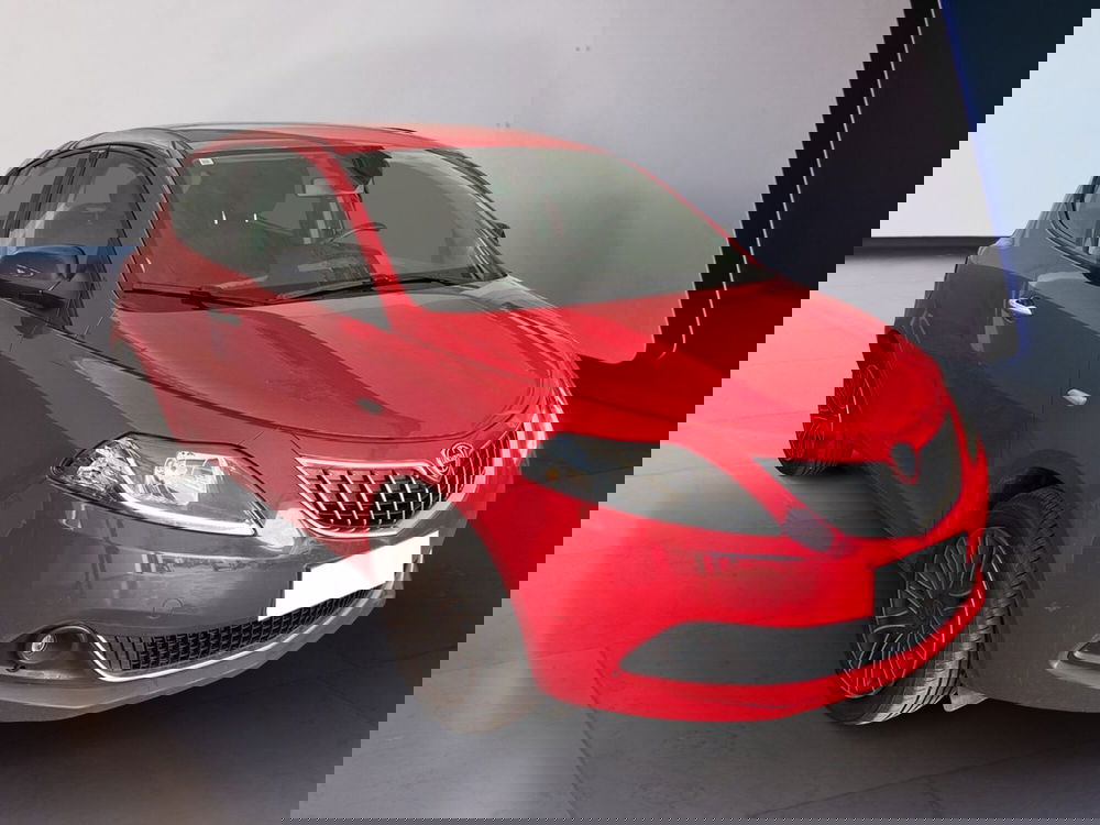 Lancia Ypsilon usata a Torino (3)