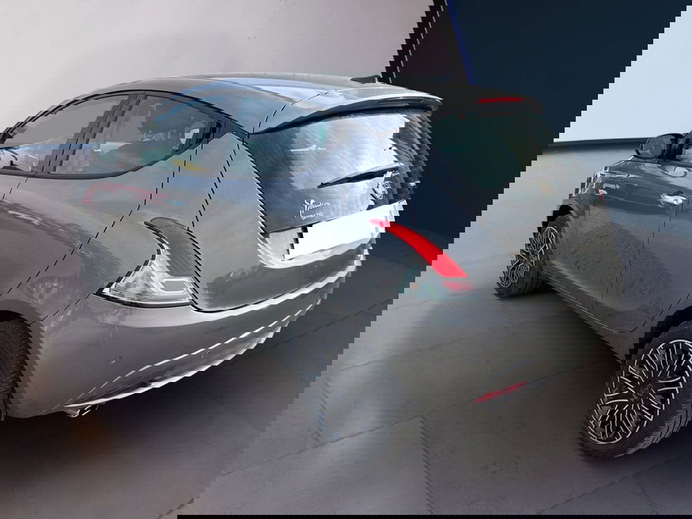 Lancia Ypsilon usata a Torino (6)