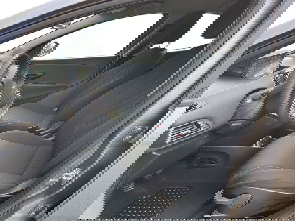 Lancia Ypsilon usata a Torino (9)
