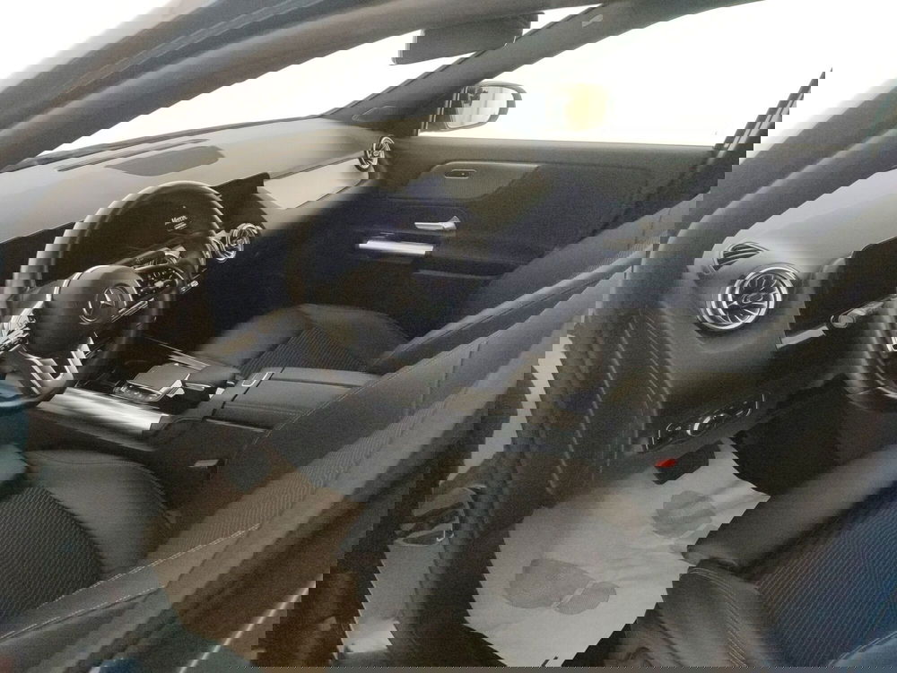 Mercedes-Benz EQA usata a Alessandria (6)