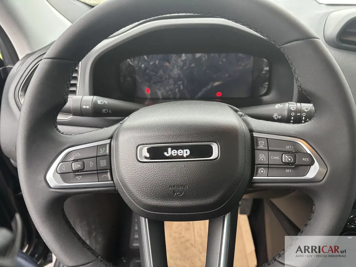 Jeep Renegade nuova a Bergamo (6)