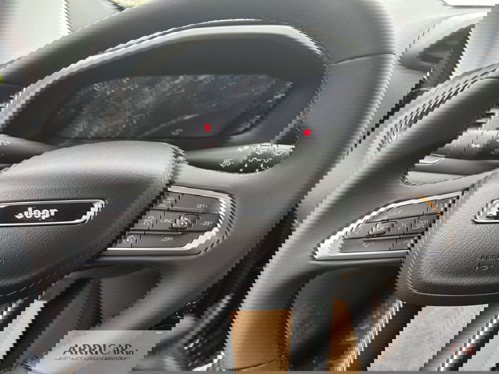 Jeep Renegade nuova a Bergamo (6)