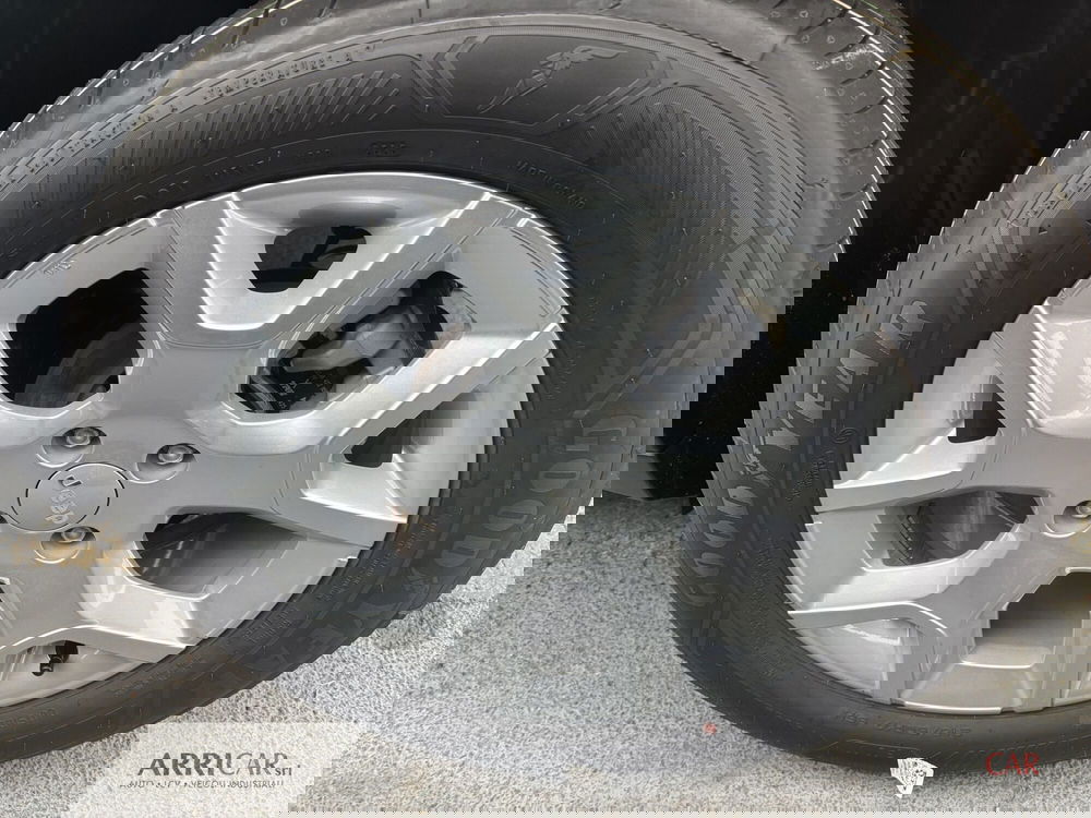 Jeep Avenger nuova a Bergamo (11)