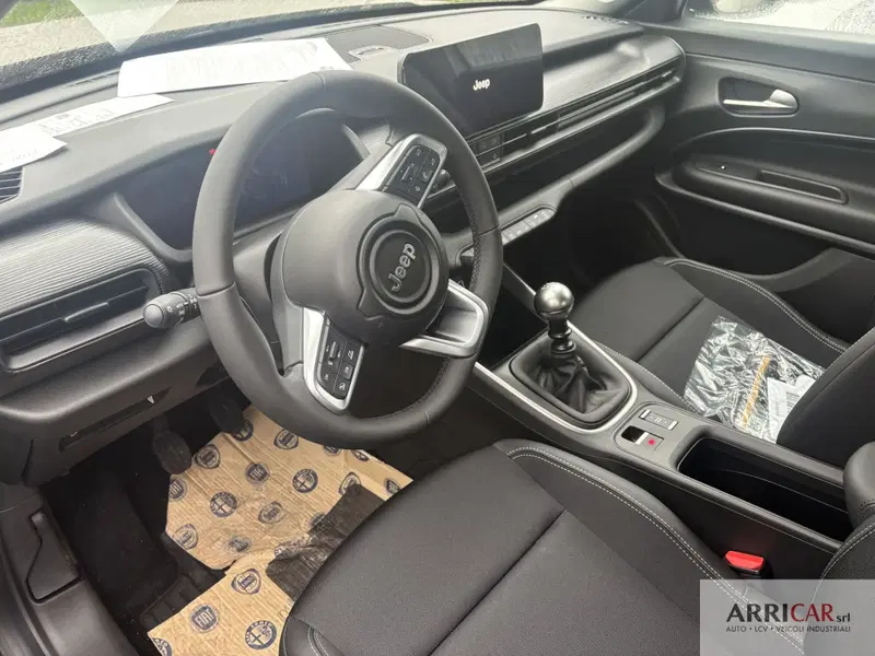 Jeep Avenger nuova a Bergamo (5)