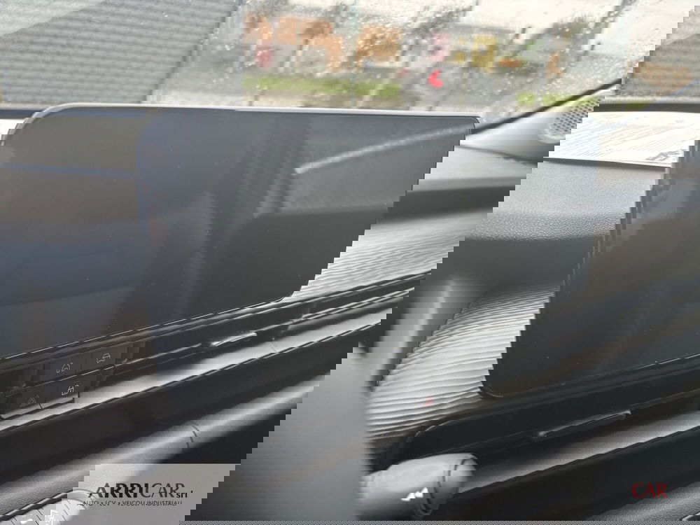 Jeep Avenger nuova a Bergamo (7)