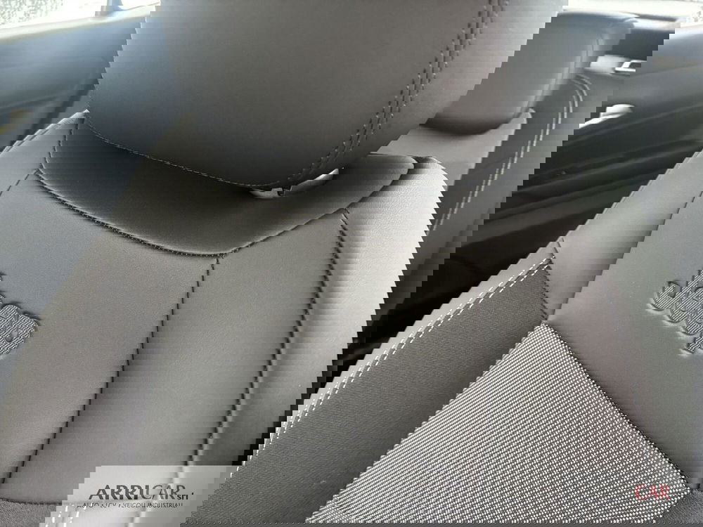 Jeep Avenger nuova a Bergamo (8)