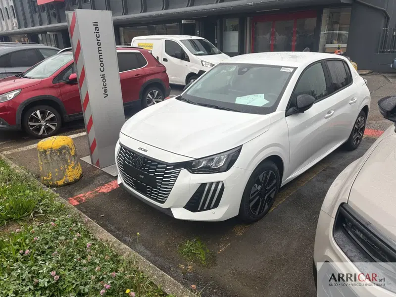 Peugeot 208 nuova a Bergamo