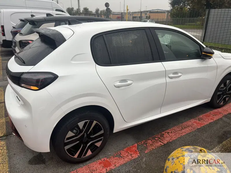Peugeot 208 nuova a Bergamo (3)