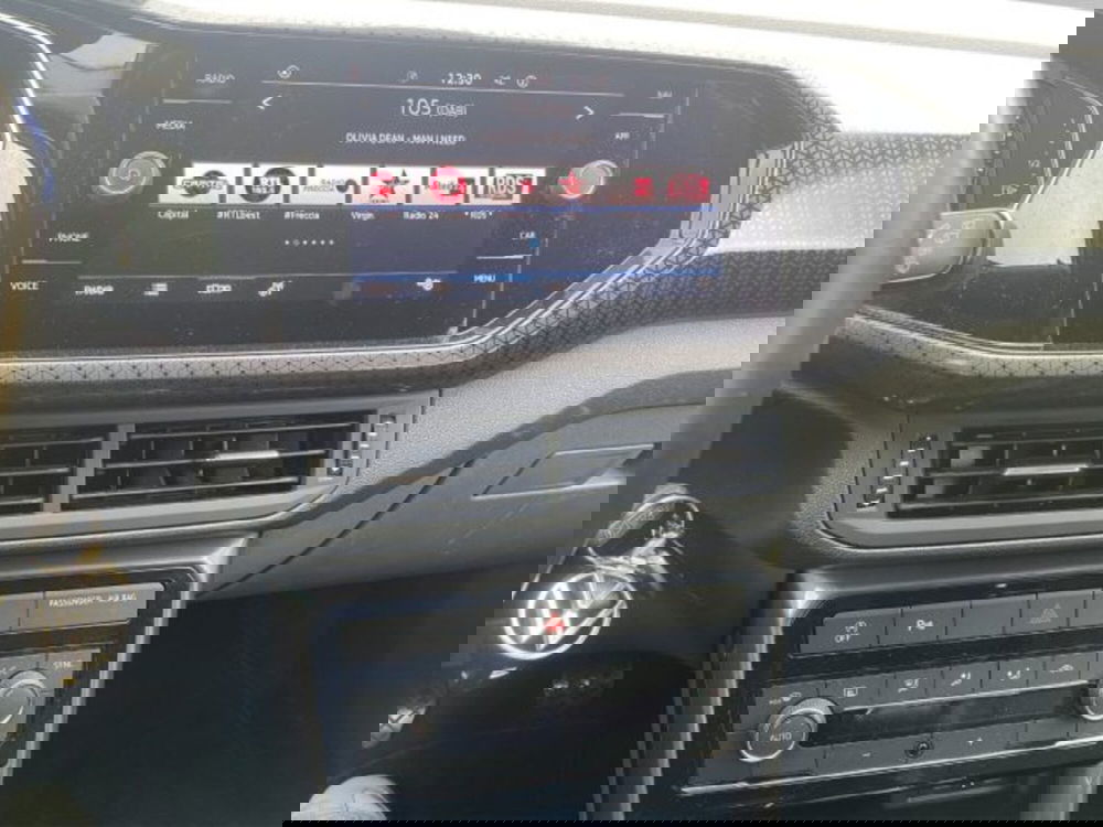 Volkswagen T-Cross usata a Perugia (14)