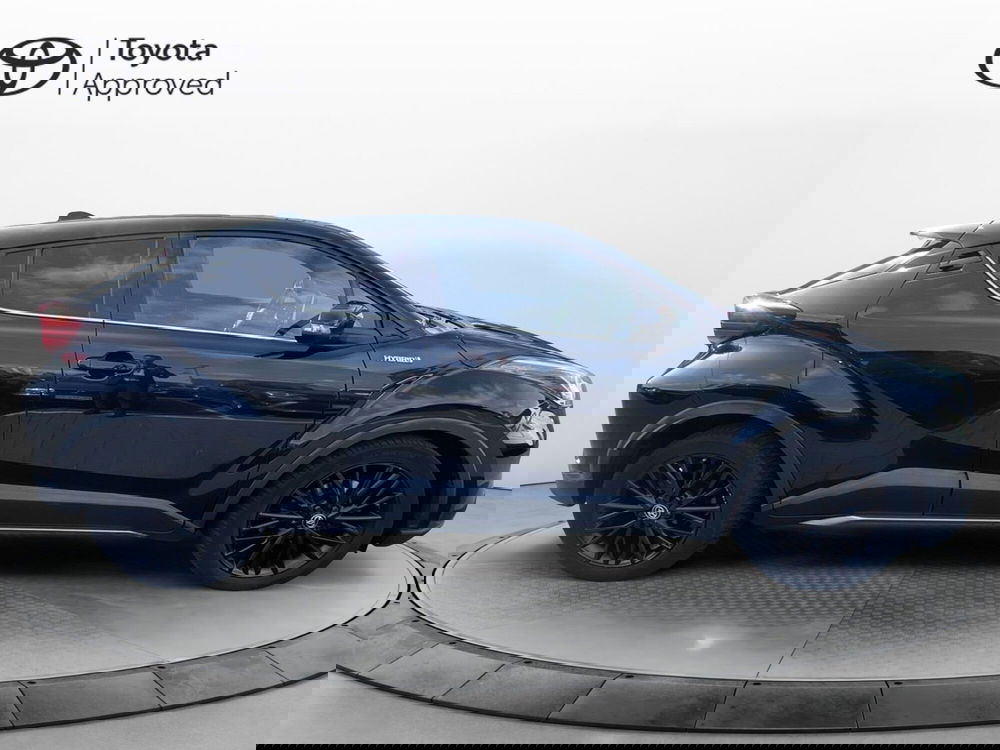 Toyota Toyota C-HR usata a Catania (3)