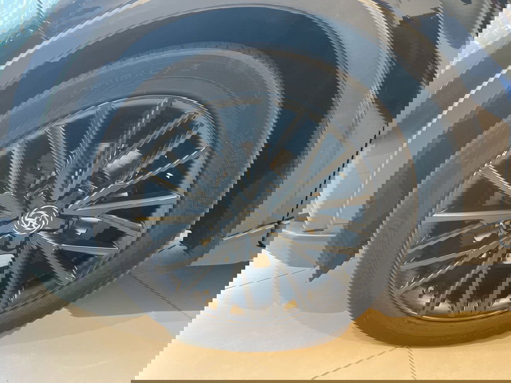 Toyota Toyota C-HR usata a Catania (6)