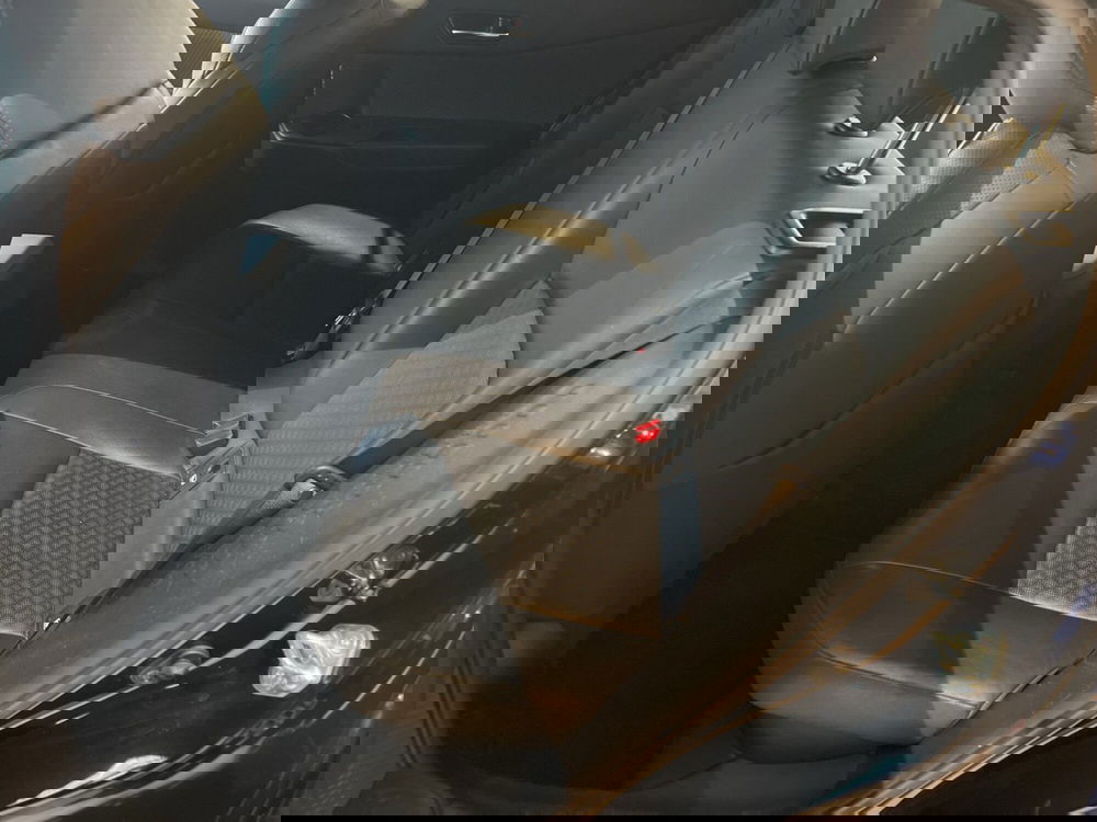 Toyota Toyota C-HR usata a Catania (8)