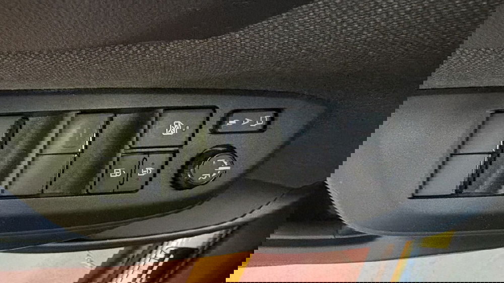 Toyota Yaris Cross usata a Treviso (17)