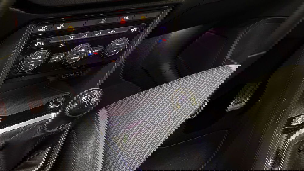 Volkswagen T-Roc usata a Treviso (19)