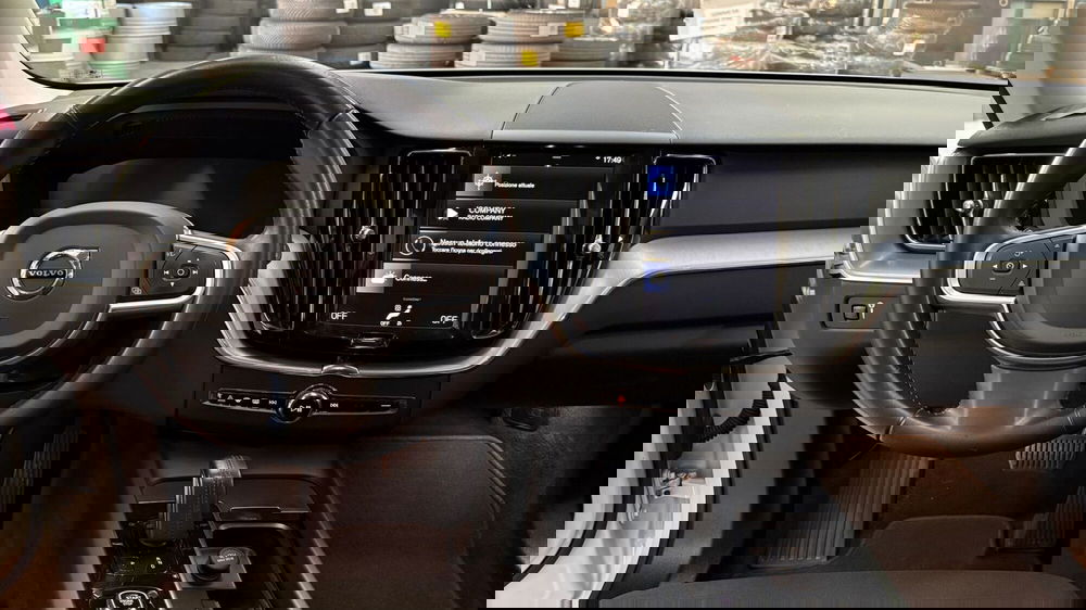 Volvo XC60 usata a Treviso (15)