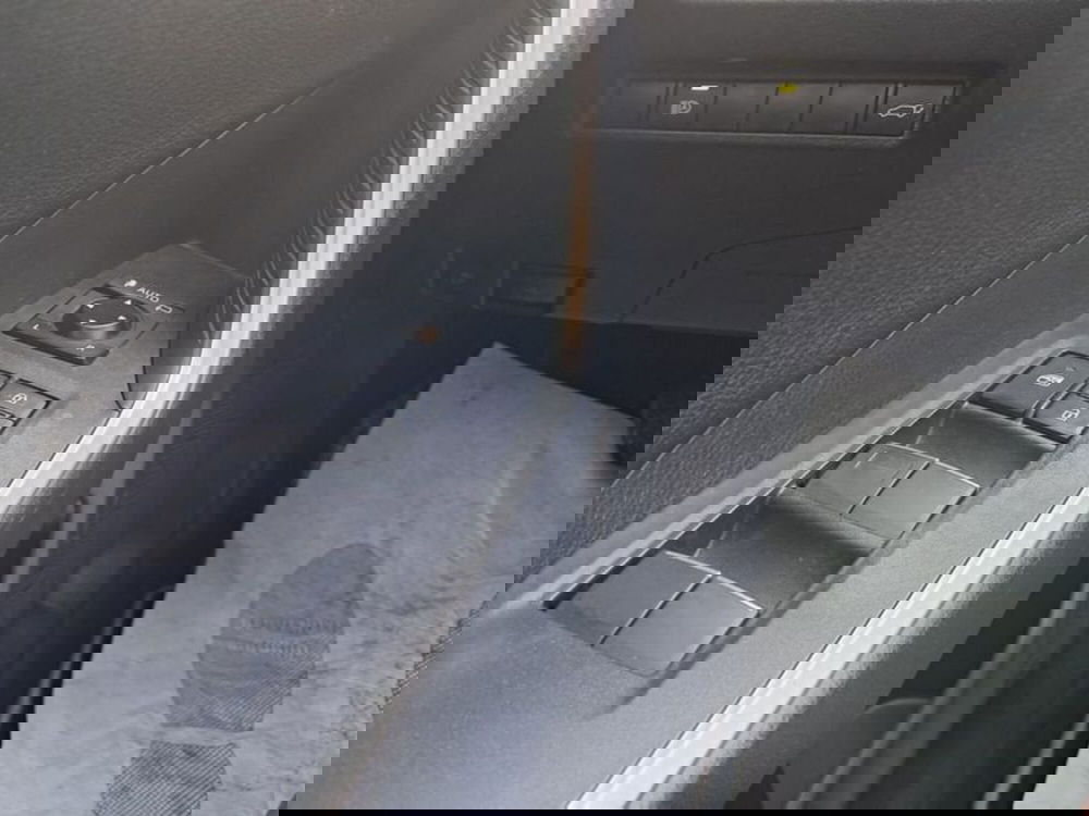 Toyota Rav4 usata a Cagliari (20)
