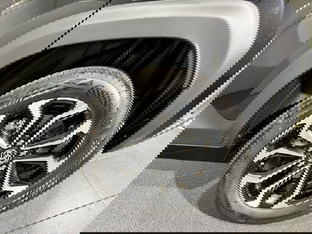 Toyota Yaris Cross usata a Milano (7)