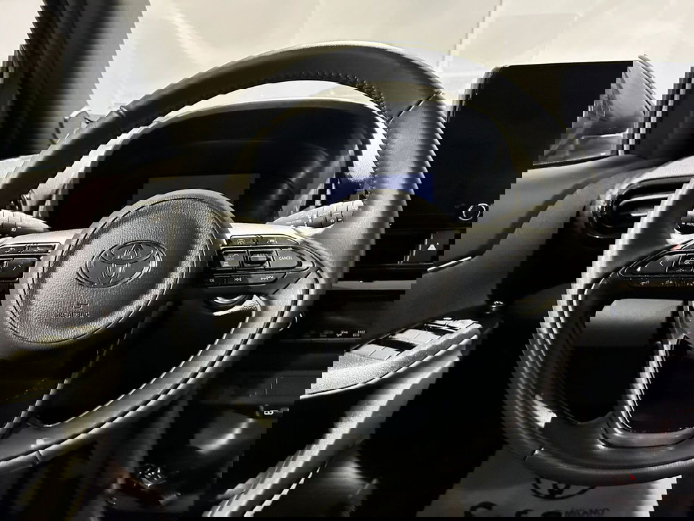 Toyota Yaris Cross usata a Milano (8)