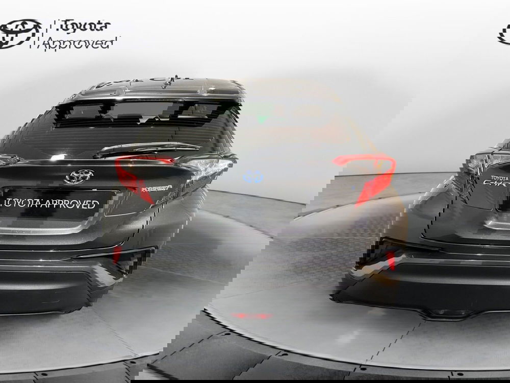 Toyota Toyota C-HR usata a Milano (4)