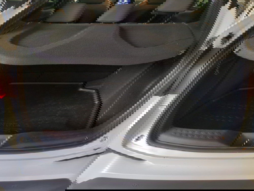 Toyota Toyota C-HR usata a Milano (11)