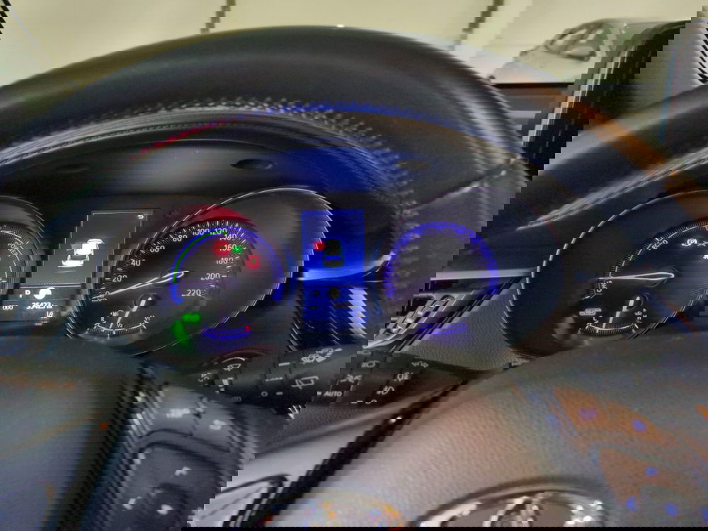 Toyota Toyota C-HR usata a Milano (15)