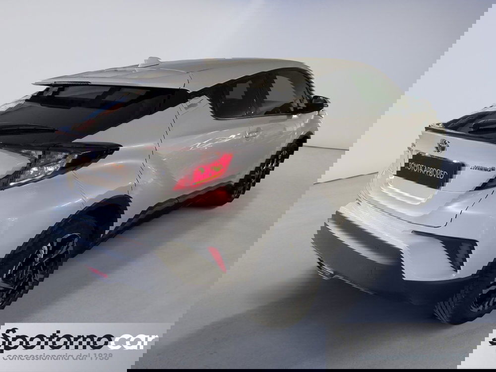 Toyota Toyota C-HR usata a Milano (7)