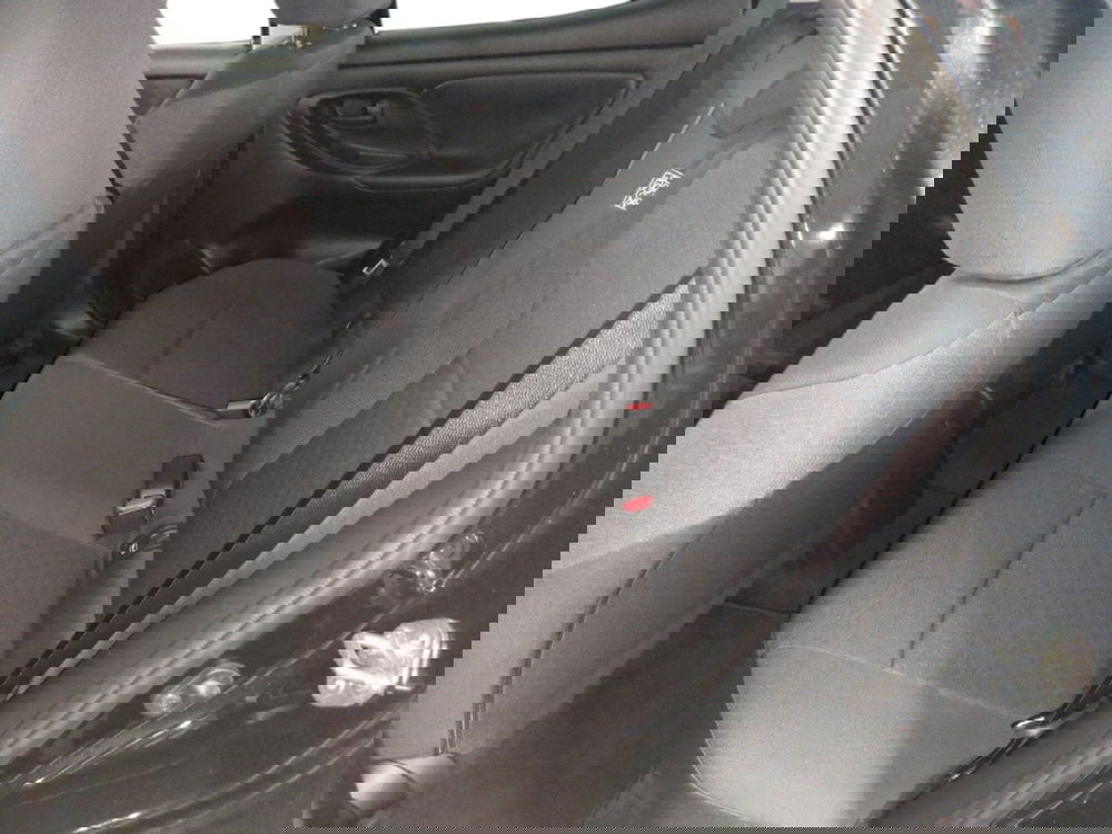 Toyota Yaris usata a Milano (11)
