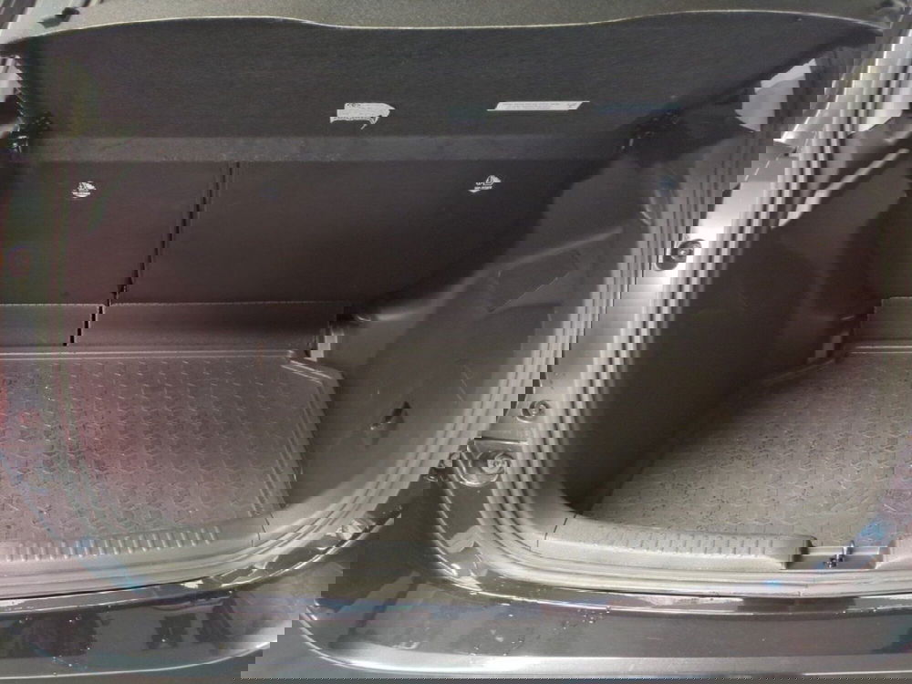 Toyota Yaris usata a Milano (12)