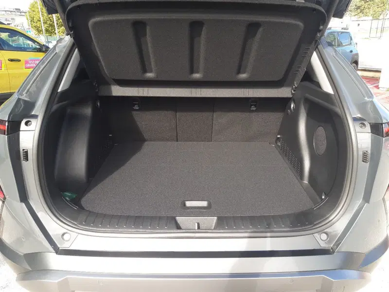 Hyundai Kona nuova a Campobasso (13)